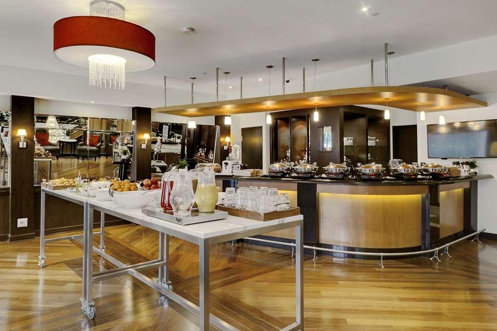 Hotel Le Cantlie Suites Монреаль Ресторан фото