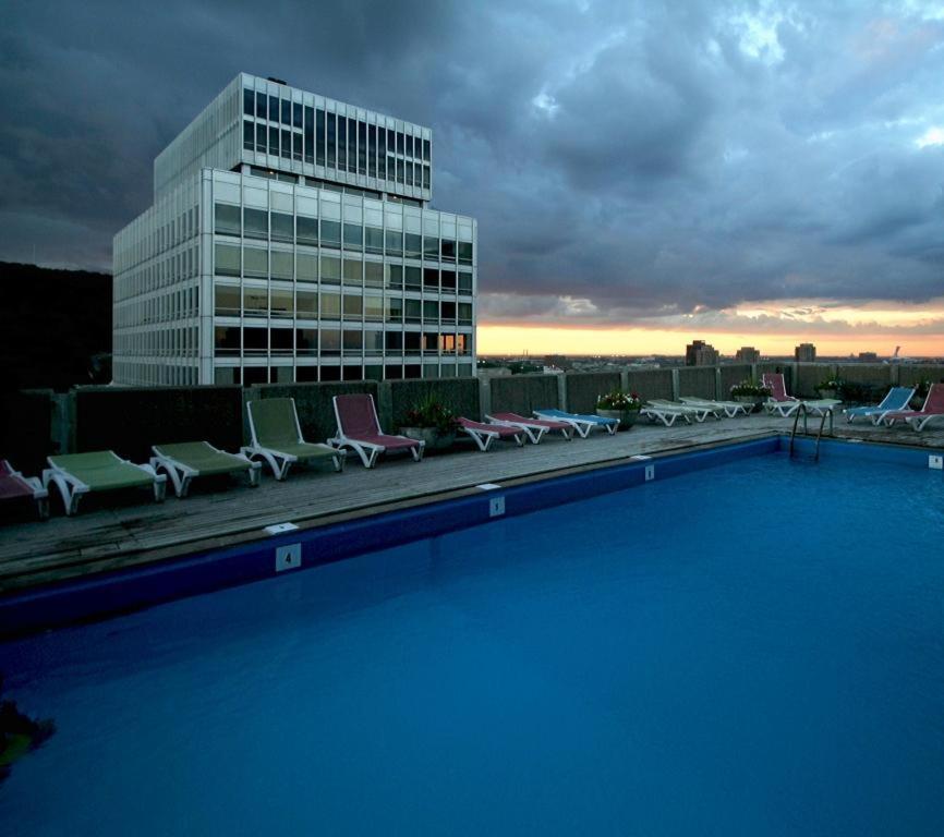 Hotel Le Cantlie Suites Монреаль Екстер'єр фото
